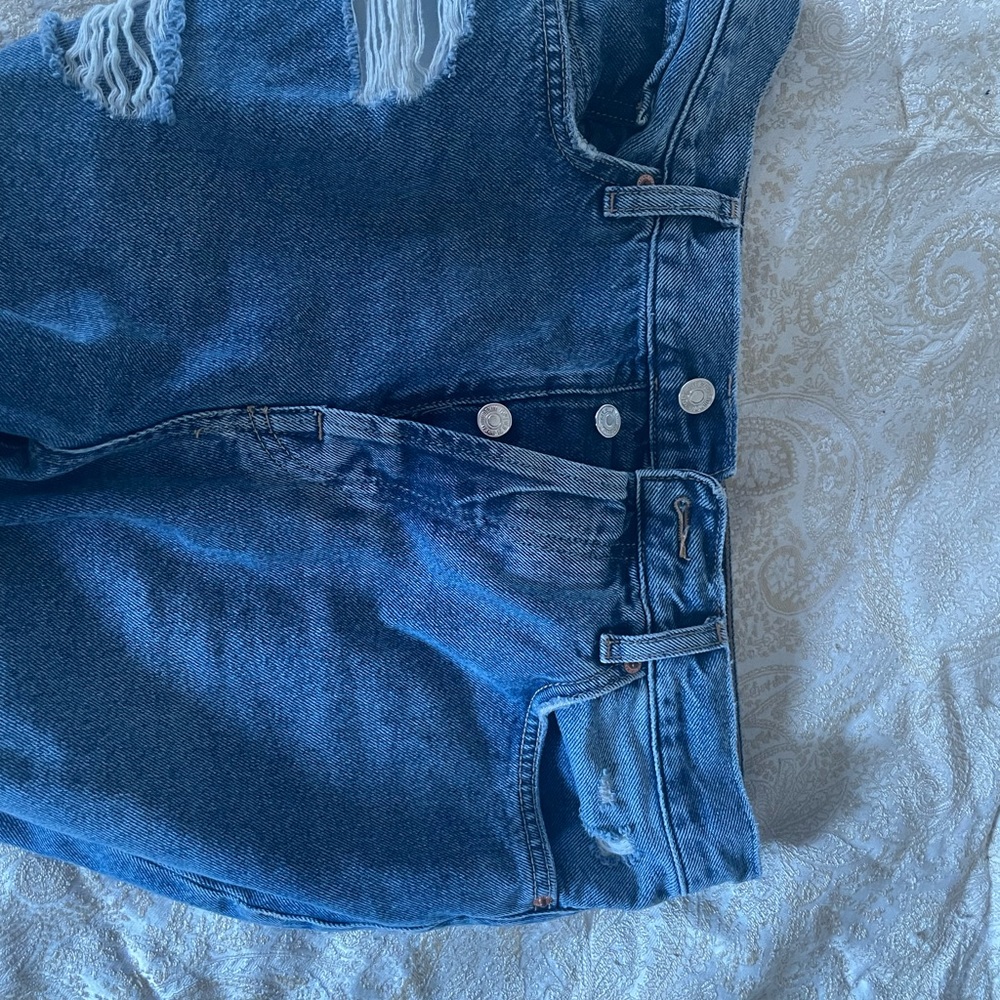 Mom jeans! - Picture 2 of 2